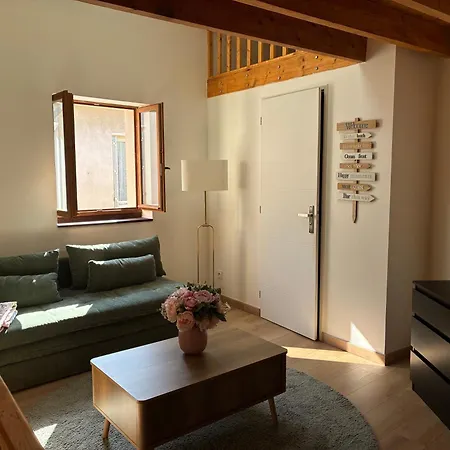 Holiday home Maison La Douceur De Vivre Au Mont D'or - Proche Lyon *